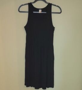 VENUS Black Sleeveless Midi Dress